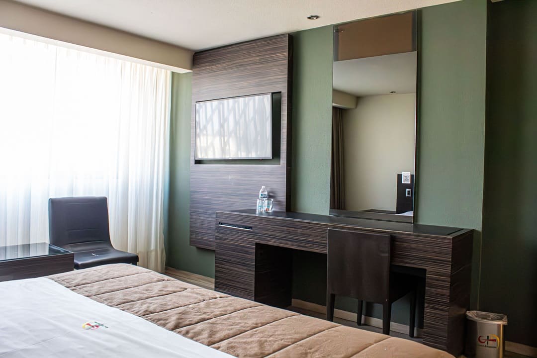 H_Suite_4_1080