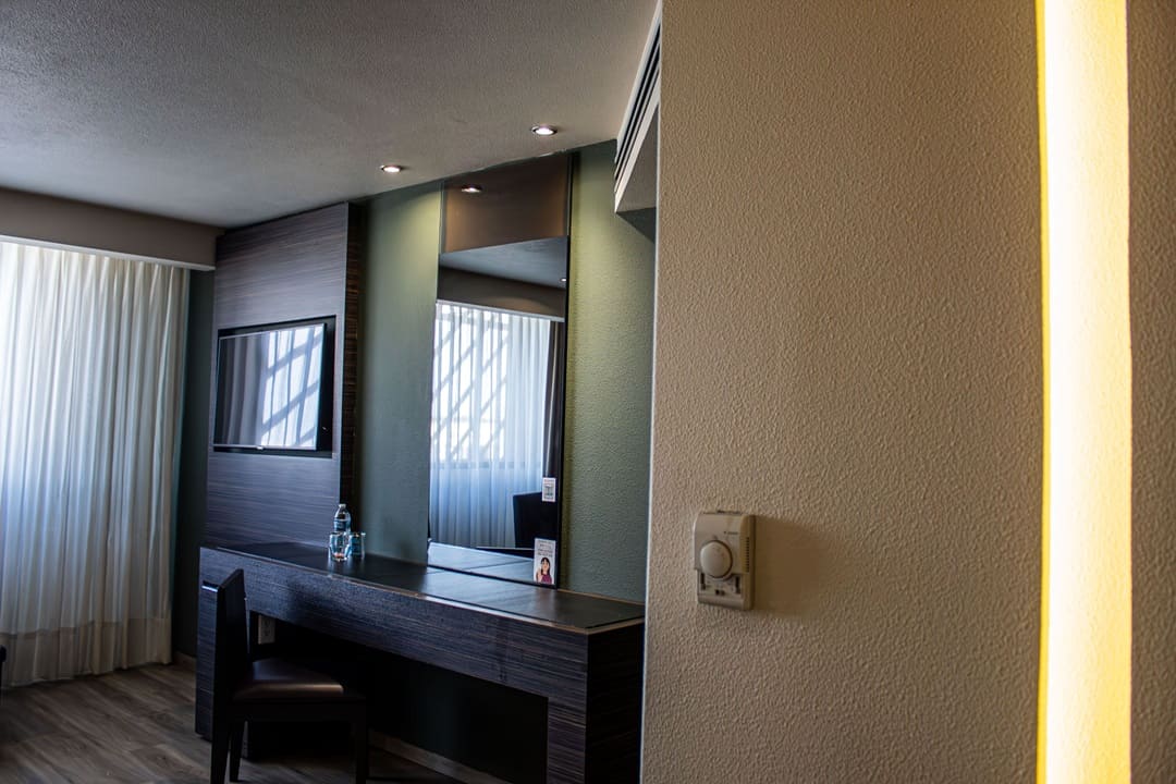 H_Suite_7_1080
