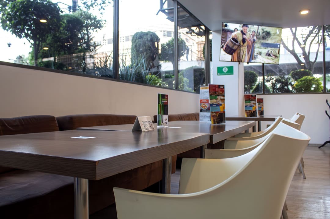 Restaurant_2_1080